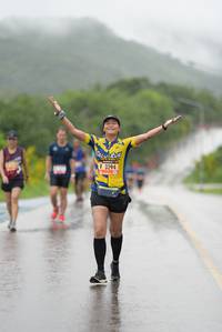 BIB: 3294
                            <button type="button" onclick="openModal(5552119)" class="btn btn-primary btn-sm float-right btn-popup" data-toggle="modal" data-target=".modal-high-quality">
                        <i class="fas fa-shopping-cart"></i> Add to Cart
                    </button>
                                            <button type="button" onclick="isThisMe(5552119, true)" class="btn btn-success btn-sm float-right btn-popup btn-isme hidden" data-toggle="tooltip" data-placement="bottom" title="นี่คือรูปของคุณใช่ไหม คลิกที่นี่เพื่อเอาเข้าอัลบั้ม">
                        <i class="fas fa-plus"></i> Add to album
                    </button>
                    <button type="button" onclick="isThisMe(5552119, false)" class="btn btn-warning btn-sm float-right btn-popup btn-isnotme hidden">
                        <i class="fas fa-ban"></i> Remove from album
                    </button>