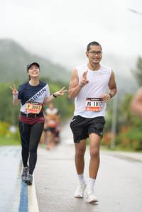 BIB: 3082, 1017
                            <button type="button" onclick="openModal(5550131)" class="btn btn-primary btn-sm float-right btn-popup" data-toggle="modal" data-target=".modal-high-quality">
                        <i class="fas fa-shopping-cart"></i> Add to Cart
                    </button>
                                            <button type="button" onclick="isThisMe(5550131, true)" class="btn btn-success btn-sm float-right btn-popup btn-isme hidden" data-toggle="tooltip" data-placement="bottom" title="นี่คือรูปของคุณใช่ไหม คลิกที่นี่เพื่อเอาเข้าอัลบั้ม">
                        <i class="fas fa-plus"></i> Add to album
                    </button>
                    <button type="button" onclick="isThisMe(5550131, false)" class="btn btn-warning btn-sm float-right btn-popup btn-isnotme hidden">
                        <i class="fas fa-ban"></i> Remove from album
                    </button>