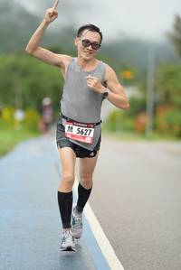 BIB: 5627
                            <button type="button" onclick="openModal(5538220)" class="btn btn-primary btn-sm float-right btn-popup" data-toggle="modal" data-target=".modal-high-quality">
                        <i class="fas fa-shopping-cart"></i> Add to Cart
                    </button>
                                            <button type="button" onclick="isThisMe(5538220, true)" class="btn btn-success btn-sm float-right btn-popup btn-isme hidden" data-toggle="tooltip" data-placement="bottom" title="นี่คือรูปของคุณใช่ไหม คลิกที่นี่เพื่อเอาเข้าอัลบั้ม">
                        <i class="fas fa-plus"></i> Add to album
                    </button>
                    <button type="button" onclick="isThisMe(5538220, false)" class="btn btn-warning btn-sm float-right btn-popup btn-isnotme hidden">
                        <i class="fas fa-ban"></i> Remove from album
                    </button>