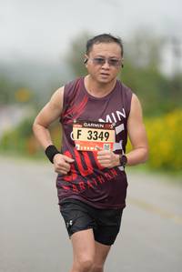 BIB: 3349
                            <button type="button" onclick="openModal(5542219)" class="btn btn-primary btn-sm float-right btn-popup" data-toggle="modal" data-target=".modal-high-quality">
                        <i class="fas fa-shopping-cart"></i> Add to Cart
                    </button>
                                            <button type="button" onclick="isThisMe(5542219, true)" class="btn btn-success btn-sm float-right btn-popup btn-isme hidden" data-toggle="tooltip" data-placement="bottom" title="นี่คือรูปของคุณใช่ไหม คลิกที่นี่เพื่อเอาเข้าอัลบั้ม">
                        <i class="fas fa-plus"></i> Add to album
                    </button>
                    <button type="button" onclick="isThisMe(5542219, false)" class="btn btn-warning btn-sm float-right btn-popup btn-isnotme hidden">
                        <i class="fas fa-ban"></i> Remove from album
                    </button>