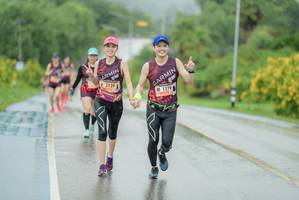 BIB: 3139, 1279
                            <button type="button" onclick="openModal(5809581)" class="btn btn-primary btn-sm float-right btn-popup" data-toggle="modal" data-target=".modal-high-quality">
                        <i class="fas fa-shopping-cart"></i> Add to Cart
                    </button>
                                            <button type="button" onclick="isThisMe(5809581, true)" class="btn btn-success btn-sm float-right btn-popup btn-isme hidden" data-toggle="tooltip" data-placement="bottom" title="นี่คือรูปของคุณใช่ไหม คลิกที่นี่เพื่อเอาเข้าอัลบั้ม">
                        <i class="fas fa-plus"></i> Add to album
                    </button>
                    <button type="button" onclick="isThisMe(5809581, false)" class="btn btn-warning btn-sm float-right btn-popup btn-isnotme hidden">
                        <i class="fas fa-ban"></i> Remove from album
                    </button>