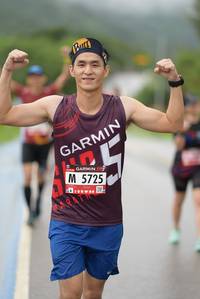 BIB: 5725
                            <button type="button" onclick="openModal(5556690)" class="btn btn-primary btn-sm float-right btn-popup" data-toggle="modal" data-target=".modal-high-quality">
                        <i class="fas fa-shopping-cart"></i> Add to Cart
                    </button>
                                            <button type="button" onclick="isThisMe(5556690, true)" class="btn btn-success btn-sm float-right btn-popup btn-isme hidden" data-toggle="tooltip" data-placement="bottom" title="นี่คือรูปของคุณใช่ไหม คลิกที่นี่เพื่อเอาเข้าอัลบั้ม">
                        <i class="fas fa-plus"></i> Add to album
                    </button>
                    <button type="button" onclick="isThisMe(5556690, false)" class="btn btn-warning btn-sm float-right btn-popup btn-isnotme hidden">
                        <i class="fas fa-ban"></i> Remove from album
                    </button>