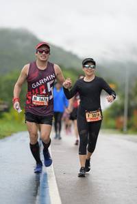 BIB: 1676, 3016
                            <button type="button" onclick="openModal(5551421)" class="btn btn-primary btn-sm float-right btn-popup" data-toggle="modal" data-target=".modal-high-quality">
                        <i class="fas fa-shopping-cart"></i> Add to Cart
                    </button>
                                            <button type="button" onclick="isThisMe(5551421, true)" class="btn btn-success btn-sm float-right btn-popup btn-isme hidden" data-toggle="tooltip" data-placement="bottom" title="นี่คือรูปของคุณใช่ไหม คลิกที่นี่เพื่อเอาเข้าอัลบั้ม">
                        <i class="fas fa-plus"></i> Add to album
                    </button>
                    <button type="button" onclick="isThisMe(5551421, false)" class="btn btn-warning btn-sm float-right btn-popup btn-isnotme hidden">
                        <i class="fas fa-ban"></i> Remove from album
                    </button>