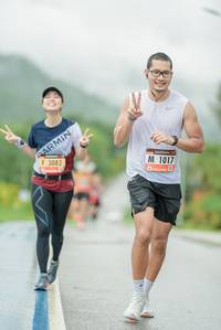 BIB: 3082, 1017
                            <button type="button" onclick="openModal(5808708)" class="btn btn-primary btn-sm float-right btn-popup" data-toggle="modal" data-target=".modal-high-quality">
                        <i class="fas fa-shopping-cart"></i> Add to Cart
                    </button>
                                            <button type="button" onclick="isThisMe(5808708, true)" class="btn btn-success btn-sm float-right btn-popup btn-isme hidden" data-toggle="tooltip" data-placement="bottom" title="นี่คือรูปของคุณใช่ไหม คลิกที่นี่เพื่อเอาเข้าอัลบั้ม">
                        <i class="fas fa-plus"></i> Add to album
                    </button>
                    <button type="button" onclick="isThisMe(5808708, false)" class="btn btn-warning btn-sm float-right btn-popup btn-isnotme hidden">
                        <i class="fas fa-ban"></i> Remove from album
                    </button>