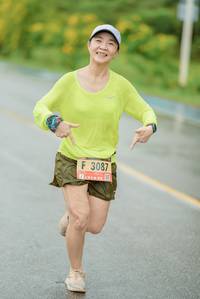 BIB: 3087
                            <button type="button" onclick="openModal(5808504)" class="btn btn-primary btn-sm float-right btn-popup" data-toggle="modal" data-target=".modal-high-quality">
                        <i class="fas fa-shopping-cart"></i> Add to Cart
                    </button>
                                            <button type="button" onclick="isThisMe(5808504, true)" class="btn btn-success btn-sm float-right btn-popup btn-isme hidden" data-toggle="tooltip" data-placement="bottom" title="นี่คือรูปของคุณใช่ไหม คลิกที่นี่เพื่อเอาเข้าอัลบั้ม">
                        <i class="fas fa-plus"></i> Add to album
                    </button>
                    <button type="button" onclick="isThisMe(5808504, false)" class="btn btn-warning btn-sm float-right btn-popup btn-isnotme hidden">
                        <i class="fas fa-ban"></i> Remove from album
                    </button>