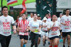 BIB: 5836, 2268, 4696, 1602, 1886, 2702
                            <button type="button" onclick="openModal(6100948)" class="btn btn-primary btn-sm float-right btn-popup" data-toggle="modal" data-target=".modal-high-quality">
                        <i class="fas fa-shopping-cart"></i> Add to Cart
                    </button>
                                            <button type="button" onclick="isThisMe(6100948, true)" class="btn btn-success btn-sm float-right btn-popup btn-isme hidden" data-toggle="tooltip" data-placement="bottom" title="นี่คือรูปของคุณใช่ไหม คลิกที่นี่เพื่อเอาเข้าอัลบั้ม">
                        <i class="fas fa-plus"></i> Add to album
                    </button>
                    <button type="button" onclick="isThisMe(6100948, false)" class="btn btn-warning btn-sm float-right btn-popup btn-isnotme hidden">
                        <i class="fas fa-ban"></i> Remove from album
                    </button>