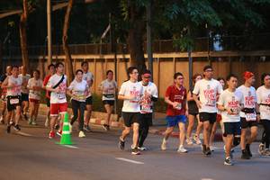 BIB: 200, 313, 215, 3037, 1288
                            <button type="button" onclick="openModal(6100847)" class="btn btn-primary btn-sm float-right btn-popup" data-toggle="modal" data-target=".modal-high-quality">
                        <i class="fas fa-shopping-cart"></i> Add to Cart
                    </button>
                                            <button type="button" onclick="isThisMe(6100847, true)" class="btn btn-success btn-sm float-right btn-popup btn-isme hidden" data-toggle="tooltip" data-placement="bottom" title="นี่คือรูปของคุณใช่ไหม คลิกที่นี่เพื่อเอาเข้าอัลบั้ม">
                        <i class="fas fa-plus"></i> Add to album
                    </button>
                    <button type="button" onclick="isThisMe(6100847, false)" class="btn btn-warning btn-sm float-right btn-popup btn-isnotme hidden">
                        <i class="fas fa-ban"></i> Remove from album
                    </button>