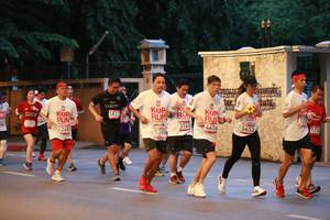 BIB: 3143, 4456, 5837, 580, 5453, 248, 175, 5388
                            <button type="button" onclick="openModal(6108650)" class="btn btn-primary btn-sm float-right btn-popup" data-toggle="modal" data-target=".modal-high-quality">
                        <i class="fas fa-shopping-cart"></i> Add to Cart
                    </button>
                                            <button type="button" onclick="isThisMe(6108650, true)" class="btn btn-success btn-sm float-right btn-popup btn-isme hidden" data-toggle="tooltip" data-placement="bottom" title="นี่คือรูปของคุณใช่ไหม คลิกที่นี่เพื่อเอาเข้าอัลบั้ม">
                        <i class="fas fa-plus"></i> Add to album
                    </button>
                    <button type="button" onclick="isThisMe(6108650, false)" class="btn btn-warning btn-sm float-right btn-popup btn-isnotme hidden">
                        <i class="fas fa-ban"></i> Remove from album
                    </button>