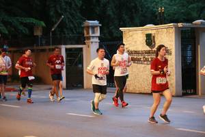 BIB: 3245, 121, 1580
                            <button type="button" onclick="openModal(6108646)" class="btn btn-primary btn-sm float-right btn-popup" data-toggle="modal" data-target=".modal-high-quality">
                        <i class="fas fa-shopping-cart"></i> Add to Cart
                    </button>
                                            <button type="button" onclick="isThisMe(6108646, true)" class="btn btn-success btn-sm float-right btn-popup btn-isme hidden" data-toggle="tooltip" data-placement="bottom" title="นี่คือรูปของคุณใช่ไหม คลิกที่นี่เพื่อเอาเข้าอัลบั้ม">
                        <i class="fas fa-plus"></i> Add to album
                    </button>
                    <button type="button" onclick="isThisMe(6108646, false)" class="btn btn-warning btn-sm float-right btn-popup btn-isnotme hidden">
                        <i class="fas fa-ban"></i> Remove from album
                    </button>