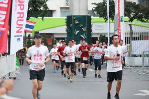 BIB: 991, 1294, 3171, 407, 2019, 
                            <button type="button" onclick="openModal(6100951)" class="btn btn-primary btn-sm float-right btn-popup" data-toggle="modal" data-target=".modal-high-quality">
                        <i class="fas fa-shopping-cart"></i> Add to Cart
                    </button>
                                            <button type="button" onclick="isThisMe(6100951, true)" class="btn btn-success btn-sm float-right btn-popup btn-isme hidden" data-toggle="tooltip" data-placement="bottom" title="นี่คือรูปของคุณใช่ไหม คลิกที่นี่เพื่อเอาเข้าอัลบั้ม">
                        <i class="fas fa-plus"></i> Add to album
                    </button>
                    <button type="button" onclick="isThisMe(6100951, false)" class="btn btn-warning btn-sm float-right btn-popup btn-isnotme hidden">
                        <i class="fas fa-ban"></i> Remove from album
                    </button>