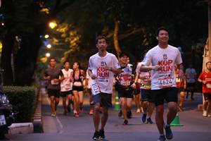 BIB: 407, 4624, 2026
                            <button type="button" onclick="openModal(6108676)" class="btn btn-primary btn-sm float-right btn-popup" data-toggle="modal" data-target=".modal-high-quality">
                        <i class="fas fa-shopping-cart"></i> Add to Cart
                    </button>
                                            <button type="button" onclick="isThisMe(6108676, true)" class="btn btn-success btn-sm float-right btn-popup btn-isme hidden" data-toggle="tooltip" data-placement="bottom" title="นี่คือรูปของคุณใช่ไหม คลิกที่นี่เพื่อเอาเข้าอัลบั้ม">
                        <i class="fas fa-plus"></i> Add to album
                    </button>
                    <button type="button" onclick="isThisMe(6108676, false)" class="btn btn-warning btn-sm float-right btn-popup btn-isnotme hidden">
                        <i class="fas fa-ban"></i> Remove from album
                    </button>