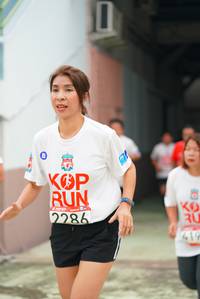 BIB: 2286, 419
                            <button type="button" onclick="openModal(6055916)" class="btn btn-primary btn-sm float-right btn-popup" data-toggle="modal" data-target=".modal-high-quality">
                        <i class="fas fa-shopping-cart"></i> Add to Cart
                    </button>
                                            <button type="button" onclick="isThisMe(6055916, true)" class="btn btn-success btn-sm float-right btn-popup btn-isme hidden" data-toggle="tooltip" data-placement="bottom" title="นี่คือรูปของคุณใช่ไหม คลิกที่นี่เพื่อเอาเข้าอัลบั้ม">
                        <i class="fas fa-plus"></i> Add to album
                    </button>
                    <button type="button" onclick="isThisMe(6055916, false)" class="btn btn-warning btn-sm float-right btn-popup btn-isnotme hidden">
                        <i class="fas fa-ban"></i> Remove from album
                    </button>