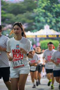 BIB: 1612
                            <button type="button" onclick="openModal(6040218)" class="btn btn-primary btn-sm float-right btn-popup" data-toggle="modal" data-target=".modal-high-quality">
                        <i class="fas fa-shopping-cart"></i> Add to Cart
                    </button>
                                            <button type="button" onclick="isThisMe(6040218, true)" class="btn btn-success btn-sm float-right btn-popup btn-isme hidden" data-toggle="tooltip" data-placement="bottom" title="นี่คือรูปของคุณใช่ไหม คลิกที่นี่เพื่อเอาเข้าอัลบั้ม">
                        <i class="fas fa-plus"></i> Add to album
                    </button>
                    <button type="button" onclick="isThisMe(6040218, false)" class="btn btn-warning btn-sm float-right btn-popup btn-isnotme hidden">
                        <i class="fas fa-ban"></i> Remove from album
                    </button>