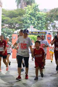 BIB: 025, 7487
                            <button type="button" onclick="openModal(6041838)" class="btn btn-primary btn-sm float-right btn-popup" data-toggle="modal" data-target=".modal-high-quality">
                        <i class="fas fa-shopping-cart"></i> Add to Cart
                    </button>
                                            <button type="button" onclick="isThisMe(6041838, true)" class="btn btn-success btn-sm float-right btn-popup btn-isme hidden" data-toggle="tooltip" data-placement="bottom" title="นี่คือรูปของคุณใช่ไหม คลิกที่นี่เพื่อเอาเข้าอัลบั้ม">
                        <i class="fas fa-plus"></i> Add to album
                    </button>
                    <button type="button" onclick="isThisMe(6041838, false)" class="btn btn-warning btn-sm float-right btn-popup btn-isnotme hidden">
                        <i class="fas fa-ban"></i> Remove from album
                    </button>