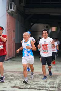 BIB: 2240
                            <button type="button" onclick="openModal(6056233)" class="btn btn-primary btn-sm float-right btn-popup" data-toggle="modal" data-target=".modal-high-quality">
                        <i class="fas fa-shopping-cart"></i> Add to Cart
                    </button>
                                            <button type="button" onclick="isThisMe(6056233, true)" class="btn btn-success btn-sm float-right btn-popup btn-isme hidden" data-toggle="tooltip" data-placement="bottom" title="นี่คือรูปของคุณใช่ไหม คลิกที่นี่เพื่อเอาเข้าอัลบั้ม">
                        <i class="fas fa-plus"></i> Add to album
                    </button>
                    <button type="button" onclick="isThisMe(6056233, false)" class="btn btn-warning btn-sm float-right btn-popup btn-isnotme hidden">
                        <i class="fas fa-ban"></i> Remove from album
                    </button>