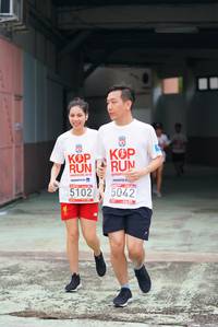 BIB: 2019, 5102, 5042
                            <button type="button" onclick="openModal(6060025)" class="btn btn-primary btn-sm float-right btn-popup" data-toggle="modal" data-target=".modal-high-quality">
                        <i class="fas fa-shopping-cart"></i> Add to Cart
                    </button>
                                            <button type="button" onclick="isThisMe(6060025, true)" class="btn btn-success btn-sm float-right btn-popup btn-isme hidden" data-toggle="tooltip" data-placement="bottom" title="นี่คือรูปของคุณใช่ไหม คลิกที่นี่เพื่อเอาเข้าอัลบั้ม">
                        <i class="fas fa-plus"></i> Add to album
                    </button>
                    <button type="button" onclick="isThisMe(6060025, false)" class="btn btn-warning btn-sm float-right btn-popup btn-isnotme hidden">
                        <i class="fas fa-ban"></i> Remove from album
                    </button>