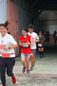 BIB: 349, 3339
                            <button type="button" onclick="openModal(6056407)" class="btn btn-primary btn-sm float-right btn-popup" data-toggle="modal" data-target=".modal-high-quality">
                        <i class="fas fa-shopping-cart"></i> Add to Cart
                    </button>
                                            <button type="button" onclick="isThisMe(6056407, true)" class="btn btn-success btn-sm float-right btn-popup btn-isme hidden" data-toggle="tooltip" data-placement="bottom" title="นี่คือรูปของคุณใช่ไหม คลิกที่นี่เพื่อเอาเข้าอัลบั้ม">
                        <i class="fas fa-plus"></i> Add to album
                    </button>
                    <button type="button" onclick="isThisMe(6056407, false)" class="btn btn-warning btn-sm float-right btn-popup btn-isnotme hidden">
                        <i class="fas fa-ban"></i> Remove from album
                    </button>