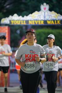 BIB: 6430, 6088
                            <button type="button" onclick="openModal(6037055)" class="btn btn-primary btn-sm float-right btn-popup" data-toggle="modal" data-target=".modal-high-quality">
                        <i class="fas fa-shopping-cart"></i> Add to Cart
                    </button>
                                            <button type="button" onclick="isThisMe(6037055, true)" class="btn btn-success btn-sm float-right btn-popup btn-isme hidden" data-toggle="tooltip" data-placement="bottom" title="นี่คือรูปของคุณใช่ไหม คลิกที่นี่เพื่อเอาเข้าอัลบั้ม">
                        <i class="fas fa-plus"></i> Add to album
                    </button>
                    <button type="button" onclick="isThisMe(6037055, false)" class="btn btn-warning btn-sm float-right btn-popup btn-isnotme hidden">
                        <i class="fas fa-ban"></i> Remove from album
                    </button>