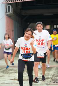 BIB: 1526
                            <button type="button" onclick="openModal(6060230)" class="btn btn-primary btn-sm float-right btn-popup" data-toggle="modal" data-target=".modal-high-quality">
                        <i class="fas fa-shopping-cart"></i> Add to Cart
                    </button>
                                            <button type="button" onclick="isThisMe(6060230, true)" class="btn btn-success btn-sm float-right btn-popup btn-isme hidden" data-toggle="tooltip" data-placement="bottom" title="นี่คือรูปของคุณใช่ไหม คลิกที่นี่เพื่อเอาเข้าอัลบั้ม">
                        <i class="fas fa-plus"></i> Add to album
                    </button>
                    <button type="button" onclick="isThisMe(6060230, false)" class="btn btn-warning btn-sm float-right btn-popup btn-isnotme hidden">
                        <i class="fas fa-ban"></i> Remove from album
                    </button>