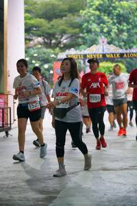 BIB: 8555, 1525
                            <button type="button" onclick="openModal(6046111)" class="btn btn-primary btn-sm float-right btn-popup" data-toggle="modal" data-target=".modal-high-quality">
                        <i class="fas fa-shopping-cart"></i> Add to Cart
                    </button>
                                            <button type="button" onclick="isThisMe(6046111, true)" class="btn btn-success btn-sm float-right btn-popup btn-isme hidden" data-toggle="tooltip" data-placement="bottom" title="นี่คือรูปของคุณใช่ไหม คลิกที่นี่เพื่อเอาเข้าอัลบั้ม">
                        <i class="fas fa-plus"></i> Add to album
                    </button>
                    <button type="button" onclick="isThisMe(6046111, false)" class="btn btn-warning btn-sm float-right btn-popup btn-isnotme hidden">
                        <i class="fas fa-ban"></i> Remove from album
                    </button>