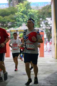 BIB: 2427, 2305
                            <button type="button" onclick="openModal(6043288)" class="btn btn-primary btn-sm float-right btn-popup" data-toggle="modal" data-target=".modal-high-quality">
                        <i class="fas fa-shopping-cart"></i> Add to Cart
                    </button>
                                            <button type="button" onclick="isThisMe(6043288, true)" class="btn btn-success btn-sm float-right btn-popup btn-isme hidden" data-toggle="tooltip" data-placement="bottom" title="นี่คือรูปของคุณใช่ไหม คลิกที่นี่เพื่อเอาเข้าอัลบั้ม">
                        <i class="fas fa-plus"></i> Add to album
                    </button>
                    <button type="button" onclick="isThisMe(6043288, false)" class="btn btn-warning btn-sm float-right btn-popup btn-isnotme hidden">
                        <i class="fas fa-ban"></i> Remove from album
                    </button>