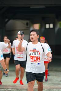 BIB: 2851, 4679, 019
                            <button type="button" onclick="openModal(6055897)" class="btn btn-primary btn-sm float-right btn-popup" data-toggle="modal" data-target=".modal-high-quality">
                        <i class="fas fa-shopping-cart"></i> Add to Cart
                    </button>
                                            <button type="button" onclick="isThisMe(6055897, true)" class="btn btn-success btn-sm float-right btn-popup btn-isme hidden" data-toggle="tooltip" data-placement="bottom" title="นี่คือรูปของคุณใช่ไหม คลิกที่นี่เพื่อเอาเข้าอัลบั้ม">
                        <i class="fas fa-plus"></i> Add to album
                    </button>
                    <button type="button" onclick="isThisMe(6055897, false)" class="btn btn-warning btn-sm float-right btn-popup btn-isnotme hidden">
                        <i class="fas fa-ban"></i> Remove from album
                    </button>