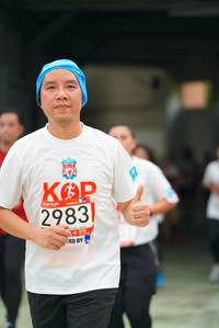 BIB: 2983
                            <button type="button" onclick="openModal(6055831)" class="btn btn-primary btn-sm float-right btn-popup" data-toggle="modal" data-target=".modal-high-quality">
                        <i class="fas fa-shopping-cart"></i> Add to Cart
                    </button>
                                            <button type="button" onclick="isThisMe(6055831, true)" class="btn btn-success btn-sm float-right btn-popup btn-isme hidden" data-toggle="tooltip" data-placement="bottom" title="นี่คือรูปของคุณใช่ไหม คลิกที่นี่เพื่อเอาเข้าอัลบั้ม">
                        <i class="fas fa-plus"></i> Add to album
                    </button>
                    <button type="button" onclick="isThisMe(6055831, false)" class="btn btn-warning btn-sm float-right btn-popup btn-isnotme hidden">
                        <i class="fas fa-ban"></i> Remove from album
                    </button>