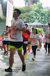 BIB: 3778, 5593, 4814, 6248
                            <button type="button" onclick="openModal(6042287)" class="btn btn-primary btn-sm float-right btn-popup" data-toggle="modal" data-target=".modal-high-quality">
                        <i class="fas fa-shopping-cart"></i> Add to Cart
                    </button>
                                            <button type="button" onclick="isThisMe(6042287, true)" class="btn btn-success btn-sm float-right btn-popup btn-isme hidden" data-toggle="tooltip" data-placement="bottom" title="นี่คือรูปของคุณใช่ไหม คลิกที่นี่เพื่อเอาเข้าอัลบั้ม">
                        <i class="fas fa-plus"></i> Add to album
                    </button>
                    <button type="button" onclick="isThisMe(6042287, false)" class="btn btn-warning btn-sm float-right btn-popup btn-isnotme hidden">
                        <i class="fas fa-ban"></i> Remove from album
                    </button>