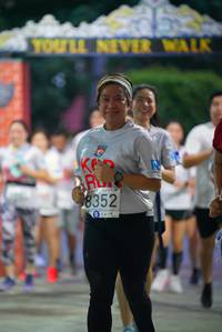 BIB: 8352
                            <button type="button" onclick="openModal(6037126)" class="btn btn-primary btn-sm float-right btn-popup" data-toggle="modal" data-target=".modal-high-quality">
                        <i class="fas fa-shopping-cart"></i> Add to Cart
                    </button>
                                            <button type="button" onclick="isThisMe(6037126, true)" class="btn btn-success btn-sm float-right btn-popup btn-isme hidden" data-toggle="tooltip" data-placement="bottom" title="นี่คือรูปของคุณใช่ไหม คลิกที่นี่เพื่อเอาเข้าอัลบั้ม">
                        <i class="fas fa-plus"></i> Add to album
                    </button>
                    <button type="button" onclick="isThisMe(6037126, false)" class="btn btn-warning btn-sm float-right btn-popup btn-isnotme hidden">
                        <i class="fas fa-ban"></i> Remove from album
                    </button>