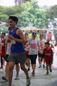 BIB: 7487
                            <button type="button" onclick="openModal(6041813)" class="btn btn-primary btn-sm float-right btn-popup" data-toggle="modal" data-target=".modal-high-quality">
                        <i class="fas fa-shopping-cart"></i> Add to Cart
                    </button>
                                            <button type="button" onclick="isThisMe(6041813, true)" class="btn btn-success btn-sm float-right btn-popup btn-isme hidden" data-toggle="tooltip" data-placement="bottom" title="นี่คือรูปของคุณใช่ไหม คลิกที่นี่เพื่อเอาเข้าอัลบั้ม">
                        <i class="fas fa-plus"></i> Add to album
                    </button>
                    <button type="button" onclick="isThisMe(6041813, false)" class="btn btn-warning btn-sm float-right btn-popup btn-isnotme hidden">
                        <i class="fas fa-ban"></i> Remove from album
                    </button>