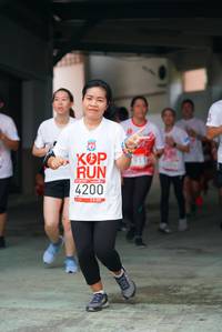 BIB: 4200
                            <button type="button" onclick="openModal(6055415)" class="btn btn-primary btn-sm float-right btn-popup" data-toggle="modal" data-target=".modal-high-quality">
                        <i class="fas fa-shopping-cart"></i> Add to Cart
                    </button>
                                            <button type="button" onclick="isThisMe(6055415, true)" class="btn btn-success btn-sm float-right btn-popup btn-isme hidden" data-toggle="tooltip" data-placement="bottom" title="นี่คือรูปของคุณใช่ไหม คลิกที่นี่เพื่อเอาเข้าอัลบั้ม">
                        <i class="fas fa-plus"></i> Add to album
                    </button>
                    <button type="button" onclick="isThisMe(6055415, false)" class="btn btn-warning btn-sm float-right btn-popup btn-isnotme hidden">
                        <i class="fas fa-ban"></i> Remove from album
                    </button>