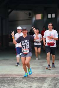 BIB: 3445, 3909
                            <button type="button" onclick="openModal(6059800)" class="btn btn-primary btn-sm float-right btn-popup" data-toggle="modal" data-target=".modal-high-quality">
                        <i class="fas fa-shopping-cart"></i> Add to Cart
                    </button>
                                            <button type="button" onclick="isThisMe(6059800, true)" class="btn btn-success btn-sm float-right btn-popup btn-isme hidden" data-toggle="tooltip" data-placement="bottom" title="นี่คือรูปของคุณใช่ไหม คลิกที่นี่เพื่อเอาเข้าอัลบั้ม">
                        <i class="fas fa-plus"></i> Add to album
                    </button>
                    <button type="button" onclick="isThisMe(6059800, false)" class="btn btn-warning btn-sm float-right btn-popup btn-isnotme hidden">
                        <i class="fas fa-ban"></i> Remove from album
                    </button>