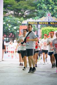 BIB: 256
                            <button type="button" onclick="openModal(6041696)" class="btn btn-primary btn-sm float-right btn-popup" data-toggle="modal" data-target=".modal-high-quality">
                        <i class="fas fa-shopping-cart"></i> Add to Cart
                    </button>
                                            <button type="button" onclick="isThisMe(6041696, true)" class="btn btn-success btn-sm float-right btn-popup btn-isme hidden" data-toggle="tooltip" data-placement="bottom" title="นี่คือรูปของคุณใช่ไหม คลิกที่นี่เพื่อเอาเข้าอัลบั้ม">
                        <i class="fas fa-plus"></i> Add to album
                    </button>
                    <button type="button" onclick="isThisMe(6041696, false)" class="btn btn-warning btn-sm float-right btn-popup btn-isnotme hidden">
                        <i class="fas fa-ban"></i> Remove from album
                    </button>