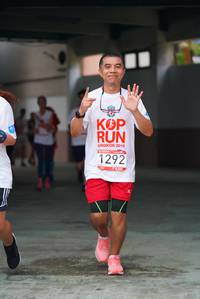 BIB: 2019, 1292
                            <button type="button" onclick="openModal(6055283)" class="btn btn-primary btn-sm float-right btn-popup" data-toggle="modal" data-target=".modal-high-quality">
                        <i class="fas fa-shopping-cart"></i> Add to Cart
                    </button>
                                            <button type="button" onclick="isThisMe(6055283, true)" class="btn btn-success btn-sm float-right btn-popup btn-isme hidden" data-toggle="tooltip" data-placement="bottom" title="นี่คือรูปของคุณใช่ไหม คลิกที่นี่เพื่อเอาเข้าอัลบั้ม">
                        <i class="fas fa-plus"></i> Add to album
                    </button>
                    <button type="button" onclick="isThisMe(6055283, false)" class="btn btn-warning btn-sm float-right btn-popup btn-isnotme hidden">
                        <i class="fas fa-ban"></i> Remove from album
                    </button>