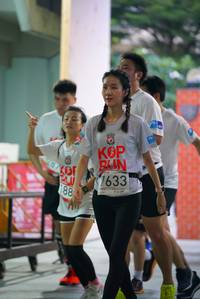 BIB: 7633, 188
                            <button type="button" onclick="openModal(6041249)" class="btn btn-primary btn-sm float-right btn-popup" data-toggle="modal" data-target=".modal-high-quality">
                        <i class="fas fa-shopping-cart"></i> Add to Cart
                    </button>
                                            <button type="button" onclick="isThisMe(6041249, true)" class="btn btn-success btn-sm float-right btn-popup btn-isme hidden" data-toggle="tooltip" data-placement="bottom" title="นี่คือรูปของคุณใช่ไหม คลิกที่นี่เพื่อเอาเข้าอัลบั้ม">
                        <i class="fas fa-plus"></i> Add to album
                    </button>
                    <button type="button" onclick="isThisMe(6041249, false)" class="btn btn-warning btn-sm float-right btn-popup btn-isnotme hidden">
                        <i class="fas fa-ban"></i> Remove from album
                    </button>