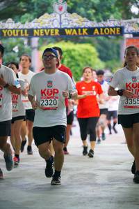 BIB: 2320, 3355
                            <button type="button" onclick="openModal(6046517)" class="btn btn-primary btn-sm float-right btn-popup" data-toggle="modal" data-target=".modal-high-quality">
                        <i class="fas fa-shopping-cart"></i> Add to Cart
                    </button>
                                            <button type="button" onclick="isThisMe(6046517, true)" class="btn btn-success btn-sm float-right btn-popup btn-isme hidden" data-toggle="tooltip" data-placement="bottom" title="นี่คือรูปของคุณใช่ไหม คลิกที่นี่เพื่อเอาเข้าอัลบั้ม">
                        <i class="fas fa-plus"></i> Add to album
                    </button>
                    <button type="button" onclick="isThisMe(6046517, false)" class="btn btn-warning btn-sm float-right btn-popup btn-isnotme hidden">
                        <i class="fas fa-ban"></i> Remove from album
                    </button>