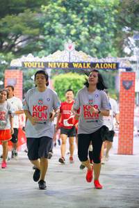 BIB: 538
                            <button type="button" onclick="openModal(6041782)" class="btn btn-primary btn-sm float-right btn-popup" data-toggle="modal" data-target=".modal-high-quality">
                        <i class="fas fa-shopping-cart"></i> Add to Cart
                    </button>
                                            <button type="button" onclick="isThisMe(6041782, true)" class="btn btn-success btn-sm float-right btn-popup btn-isme hidden" data-toggle="tooltip" data-placement="bottom" title="นี่คือรูปของคุณใช่ไหม คลิกที่นี่เพื่อเอาเข้าอัลบั้ม">
                        <i class="fas fa-plus"></i> Add to album
                    </button>
                    <button type="button" onclick="isThisMe(6041782, false)" class="btn btn-warning btn-sm float-right btn-popup btn-isnotme hidden">
                        <i class="fas fa-ban"></i> Remove from album
                    </button>