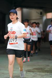 BIB: 3093
                            <button type="button" onclick="openModal(6055211)" class="btn btn-primary btn-sm float-right btn-popup" data-toggle="modal" data-target=".modal-high-quality">
                        <i class="fas fa-shopping-cart"></i> Add to Cart
                    </button>
                                            <button type="button" onclick="isThisMe(6055211, true)" class="btn btn-success btn-sm float-right btn-popup btn-isme hidden" data-toggle="tooltip" data-placement="bottom" title="นี่คือรูปของคุณใช่ไหม คลิกที่นี่เพื่อเอาเข้าอัลบั้ม">
                        <i class="fas fa-plus"></i> Add to album
                    </button>
                    <button type="button" onclick="isThisMe(6055211, false)" class="btn btn-warning btn-sm float-right btn-popup btn-isnotme hidden">
                        <i class="fas fa-ban"></i> Remove from album
                    </button>