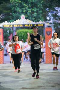 BIB: 9033, 693
                            <button type="button" onclick="openModal(6038791)" class="btn btn-primary btn-sm float-right btn-popup" data-toggle="modal" data-target=".modal-high-quality">
                        <i class="fas fa-shopping-cart"></i> Add to Cart
                    </button>
                                            <button type="button" onclick="isThisMe(6038791, true)" class="btn btn-success btn-sm float-right btn-popup btn-isme hidden" data-toggle="tooltip" data-placement="bottom" title="นี่คือรูปของคุณใช่ไหม คลิกที่นี่เพื่อเอาเข้าอัลบั้ม">
                        <i class="fas fa-plus"></i> Add to album
                    </button>
                    <button type="button" onclick="isThisMe(6038791, false)" class="btn btn-warning btn-sm float-right btn-popup btn-isnotme hidden">
                        <i class="fas fa-ban"></i> Remove from album
                    </button>