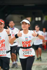 BIB: 201, 108, 2087
                            <button type="button" onclick="openModal(6055891)" class="btn btn-primary btn-sm float-right btn-popup" data-toggle="modal" data-target=".modal-high-quality">
                        <i class="fas fa-shopping-cart"></i> Add to Cart
                    </button>
                                            <button type="button" onclick="isThisMe(6055891, true)" class="btn btn-success btn-sm float-right btn-popup btn-isme hidden" data-toggle="tooltip" data-placement="bottom" title="นี่คือรูปของคุณใช่ไหม คลิกที่นี่เพื่อเอาเข้าอัลบั้ม">
                        <i class="fas fa-plus"></i> Add to album
                    </button>
                    <button type="button" onclick="isThisMe(6055891, false)" class="btn btn-warning btn-sm float-right btn-popup btn-isnotme hidden">
                        <i class="fas fa-ban"></i> Remove from album
                    </button>