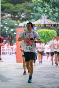 BIB: 201, 6252
                            <button type="button" onclick="openModal(6041399)" class="btn btn-primary btn-sm float-right btn-popup" data-toggle="modal" data-target=".modal-high-quality">
                        <i class="fas fa-shopping-cart"></i> Add to Cart
                    </button>
                                            <button type="button" onclick="isThisMe(6041399, true)" class="btn btn-success btn-sm float-right btn-popup btn-isme hidden" data-toggle="tooltip" data-placement="bottom" title="นี่คือรูปของคุณใช่ไหม คลิกที่นี่เพื่อเอาเข้าอัลบั้ม">
                        <i class="fas fa-plus"></i> Add to album
                    </button>
                    <button type="button" onclick="isThisMe(6041399, false)" class="btn btn-warning btn-sm float-right btn-popup btn-isnotme hidden">
                        <i class="fas fa-ban"></i> Remove from album
                    </button>