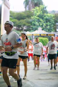 BIB: 2050, 1791
                            <button type="button" onclick="openModal(6041226)" class="btn btn-primary btn-sm float-right btn-popup" data-toggle="modal" data-target=".modal-high-quality">
                        <i class="fas fa-shopping-cart"></i> Add to Cart
                    </button>
                                            <button type="button" onclick="isThisMe(6041226, true)" class="btn btn-success btn-sm float-right btn-popup btn-isme hidden" data-toggle="tooltip" data-placement="bottom" title="นี่คือรูปของคุณใช่ไหม คลิกที่นี่เพื่อเอาเข้าอัลบั้ม">
                        <i class="fas fa-plus"></i> Add to album
                    </button>
                    <button type="button" onclick="isThisMe(6041226, false)" class="btn btn-warning btn-sm float-right btn-popup btn-isnotme hidden">
                        <i class="fas fa-ban"></i> Remove from album
                    </button>