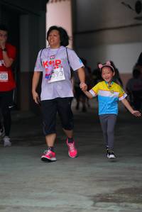 BIB: 693
                            <button type="button" onclick="openModal(6055052)" class="btn btn-primary btn-sm float-right btn-popup" data-toggle="modal" data-target=".modal-high-quality">
                        <i class="fas fa-shopping-cart"></i> Add to Cart
                    </button>
                                            <button type="button" onclick="isThisMe(6055052, true)" class="btn btn-success btn-sm float-right btn-popup btn-isme hidden" data-toggle="tooltip" data-placement="bottom" title="นี่คือรูปของคุณใช่ไหม คลิกที่นี่เพื่อเอาเข้าอัลบั้ม">
                        <i class="fas fa-plus"></i> Add to album
                    </button>
                    <button type="button" onclick="isThisMe(6055052, false)" class="btn btn-warning btn-sm float-right btn-popup btn-isnotme hidden">
                        <i class="fas fa-ban"></i> Remove from album
                    </button>