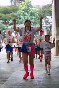 BIB: 540, 6486
                            <button type="button" onclick="openModal(6042205)" class="btn btn-primary btn-sm float-right btn-popup" data-toggle="modal" data-target=".modal-high-quality">
                        <i class="fas fa-shopping-cart"></i> Add to Cart
                    </button>
                                            <button type="button" onclick="isThisMe(6042205, true)" class="btn btn-success btn-sm float-right btn-popup btn-isme hidden" data-toggle="tooltip" data-placement="bottom" title="นี่คือรูปของคุณใช่ไหม คลิกที่นี่เพื่อเอาเข้าอัลบั้ม">
                        <i class="fas fa-plus"></i> Add to album
                    </button>
                    <button type="button" onclick="isThisMe(6042205, false)" class="btn btn-warning btn-sm float-right btn-popup btn-isnotme hidden">
                        <i class="fas fa-ban"></i> Remove from album
                    </button>