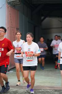 BIB: 1655
                            <button type="button" onclick="openModal(6056074)" class="btn btn-primary btn-sm float-right btn-popup" data-toggle="modal" data-target=".modal-high-quality">
                        <i class="fas fa-shopping-cart"></i> Add to Cart
                    </button>
                                            <button type="button" onclick="isThisMe(6056074, true)" class="btn btn-success btn-sm float-right btn-popup btn-isme hidden" data-toggle="tooltip" data-placement="bottom" title="นี่คือรูปของคุณใช่ไหม คลิกที่นี่เพื่อเอาเข้าอัลบั้ม">
                        <i class="fas fa-plus"></i> Add to album
                    </button>
                    <button type="button" onclick="isThisMe(6056074, false)" class="btn btn-warning btn-sm float-right btn-popup btn-isnotme hidden">
                        <i class="fas fa-ban"></i> Remove from album
                    </button>