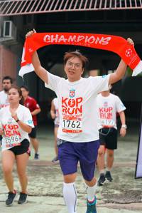 BIB: 4197, 201, 1762, 2596
                            <button type="button" onclick="openModal(6056142)" class="btn btn-primary btn-sm float-right btn-popup" data-toggle="modal" data-target=".modal-high-quality">
                        <i class="fas fa-shopping-cart"></i> Add to Cart
                    </button>
                                            <button type="button" onclick="isThisMe(6056142, true)" class="btn btn-success btn-sm float-right btn-popup btn-isme hidden" data-toggle="tooltip" data-placement="bottom" title="นี่คือรูปของคุณใช่ไหม คลิกที่นี่เพื่อเอาเข้าอัลบั้ม">
                        <i class="fas fa-plus"></i> Add to album
                    </button>
                    <button type="button" onclick="isThisMe(6056142, false)" class="btn btn-warning btn-sm float-right btn-popup btn-isnotme hidden">
                        <i class="fas fa-ban"></i> Remove from album
                    </button>