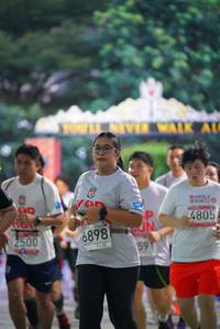 BIB: 4805, 6898, 2500
                            <button type="button" onclick="openModal(6038943)" class="btn btn-primary btn-sm float-right btn-popup" data-toggle="modal" data-target=".modal-high-quality">
                        <i class="fas fa-shopping-cart"></i> Add to Cart
                    </button>
                                            <button type="button" onclick="isThisMe(6038943, true)" class="btn btn-success btn-sm float-right btn-popup btn-isme hidden" data-toggle="tooltip" data-placement="bottom" title="นี่คือรูปของคุณใช่ไหม คลิกที่นี่เพื่อเอาเข้าอัลบั้ม">
                        <i class="fas fa-plus"></i> Add to album
                    </button>
                    <button type="button" onclick="isThisMe(6038943, false)" class="btn btn-warning btn-sm float-right btn-popup btn-isnotme hidden">
                        <i class="fas fa-ban"></i> Remove from album
                    </button>