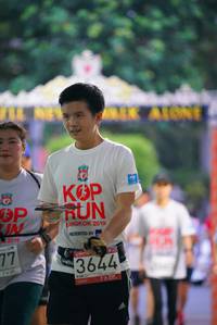 BIB: 2019, 3644
                            <button type="button" onclick="openModal(6039458)" class="btn btn-primary btn-sm float-right btn-popup" data-toggle="modal" data-target=".modal-high-quality">
                        <i class="fas fa-shopping-cart"></i> Add to Cart
                    </button>
                                            <button type="button" onclick="isThisMe(6039458, true)" class="btn btn-success btn-sm float-right btn-popup btn-isme hidden" data-toggle="tooltip" data-placement="bottom" title="นี่คือรูปของคุณใช่ไหม คลิกที่นี่เพื่อเอาเข้าอัลบั้ม">
                        <i class="fas fa-plus"></i> Add to album
                    </button>
                    <button type="button" onclick="isThisMe(6039458, false)" class="btn btn-warning btn-sm float-right btn-popup btn-isnotme hidden">
                        <i class="fas fa-ban"></i> Remove from album
                    </button>