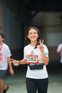 BIB: 2580
                            <button type="button" onclick="openModal(6059846)" class="btn btn-primary btn-sm float-right btn-popup" data-toggle="modal" data-target=".modal-high-quality">
                        <i class="fas fa-shopping-cart"></i> Add to Cart
                    </button>
                                            <button type="button" onclick="isThisMe(6059846, true)" class="btn btn-success btn-sm float-right btn-popup btn-isme hidden" data-toggle="tooltip" data-placement="bottom" title="นี่คือรูปของคุณใช่ไหม คลิกที่นี่เพื่อเอาเข้าอัลบั้ม">
                        <i class="fas fa-plus"></i> Add to album
                    </button>
                    <button type="button" onclick="isThisMe(6059846, false)" class="btn btn-warning btn-sm float-right btn-popup btn-isnotme hidden">
                        <i class="fas fa-ban"></i> Remove from album
                    </button>