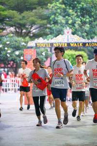 BIB: 6454, 116
                            <button type="button" onclick="openModal(6041635)" class="btn btn-primary btn-sm float-right btn-popup" data-toggle="modal" data-target=".modal-high-quality">
                        <i class="fas fa-shopping-cart"></i> Add to Cart
                    </button>
                                            <button type="button" onclick="isThisMe(6041635, true)" class="btn btn-success btn-sm float-right btn-popup btn-isme hidden" data-toggle="tooltip" data-placement="bottom" title="นี่คือรูปของคุณใช่ไหม คลิกที่นี่เพื่อเอาเข้าอัลบั้ม">
                        <i class="fas fa-plus"></i> Add to album
                    </button>
                    <button type="button" onclick="isThisMe(6041635, false)" class="btn btn-warning btn-sm float-right btn-popup btn-isnotme hidden">
                        <i class="fas fa-ban"></i> Remove from album
                    </button>